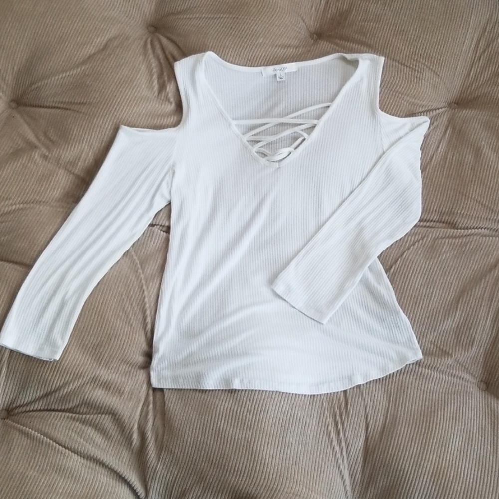 Crisscross Front Cold Shoulder Top